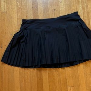 Lululemon pleated skirt